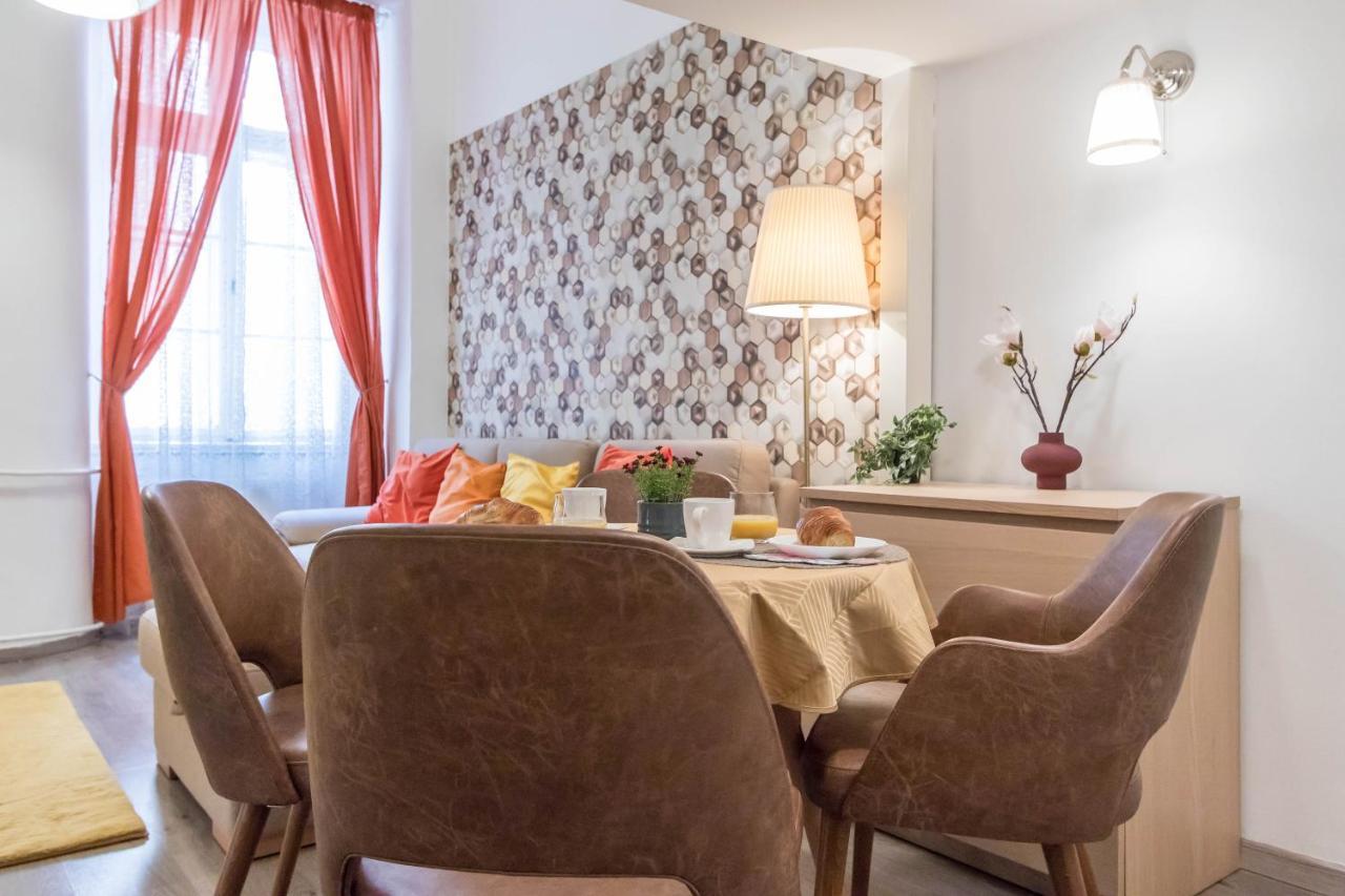 Leda'S Apartment Next To The Danube And Fashion Street Budapesta Exterior foto