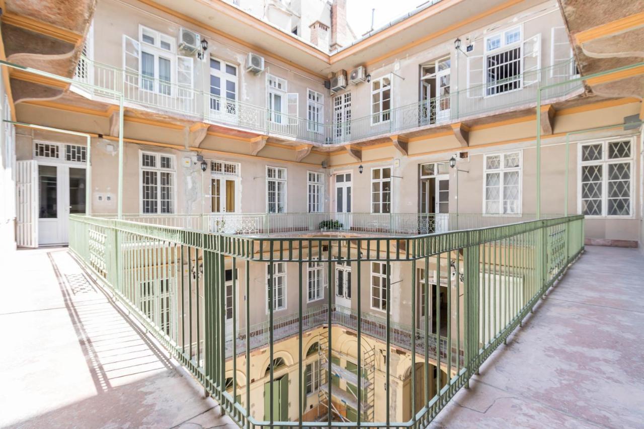 Leda'S Apartment Next To The Danube And Fashion Street Budapesta Exterior foto